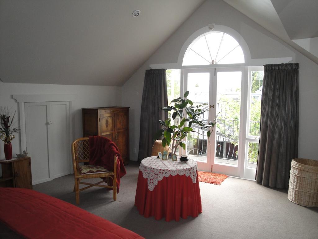 English Tudor House Hamilton Kamer foto